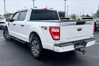 Ford F-150 2023 4x4 XL 5 puertas SuperCrew 5.5 pies SB