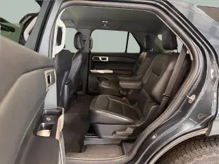 Ford Explorer 2023 AWD XLT 4dr SUV