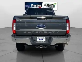 Ford F-250 Super Duty 2017 4x4 Lariat 4p Puerta de Cab de Tripulacion de 8 pies Camion de Carga