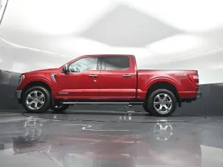 Ford F-150 2023 4x4 Lariat 4dr SuperCrew 5.5 ft. SB