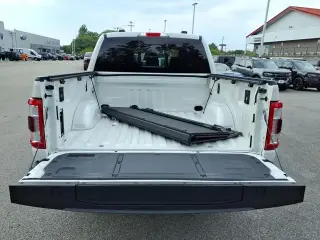 Ford F-150 2023 4x4 Limited 4dr SuperCrew 5.5 ft. SB