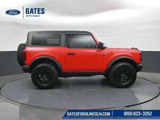 Ford Bronco 2023 4x4 Base Advanced 2dr SUV