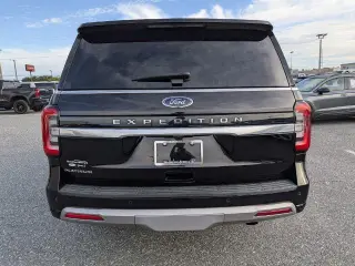 Ford Expedition 2022 4x4 Platinum 4p SUV