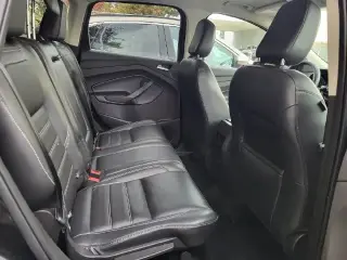 Ford Escape 2018 4x4 Titanium 4p SUV