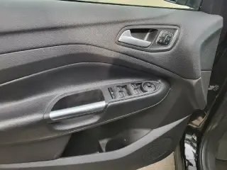 Ford Escape 2018 4x4 Titanium 4p SUV