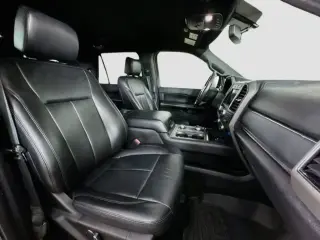 Ford Expedition 2019 4x4 XLT 4dr SUV