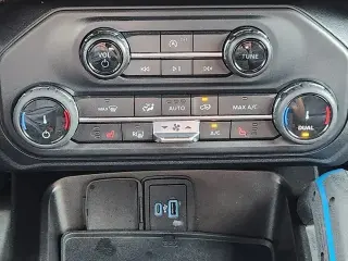 Ford Bronco 2022 4x4 Outer Banks 4dr SUV