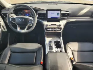 Ford Explorer 2023 XLT 4 puertas SUV