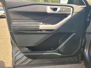 Ford Explorer 2023 XLT 4 puertas SUV