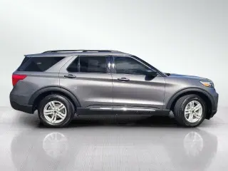 Ford Explorer 2023 XLT 4 puertas SUV