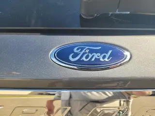 Ford Explorer 2023 XLT 4 puertas SUV