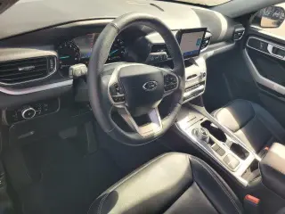 Ford Explorer 2023 XLT 4 puertas SUV