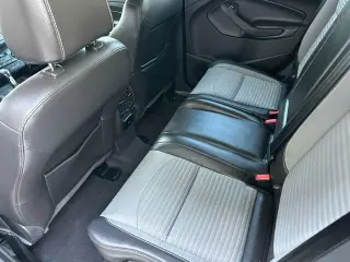 Ford Escape 2017 Titanium 4p SUV
