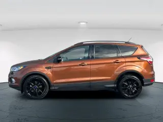 Ford Escape 2017 Titanium 4p SUV