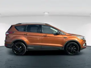 Ford Escape 2017 Titanium 4p SUV