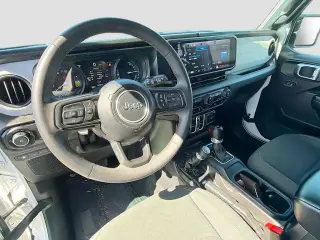 Jeep Wrangler 2024 4x4 Willys 4xe 4p SUV