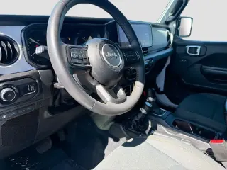 Jeep Wrangler 2024 4x4 Willys 4xe 4p SUV