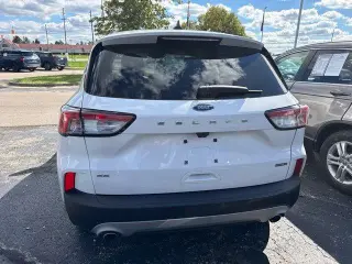 Ford Escape Hybrid 2020 AWD SE Sport SUV de 4 puertas