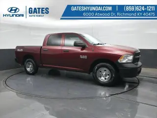 Ram 1500 2016 4x4 Tradesman 4p Cabina de tripulación doble 5.5 pies Picape