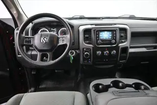 Ram 1500 2016 4x4 Tradesman 4p Cabina de tripulación doble 5.5 pies Picape