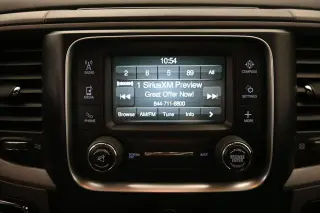 Ram 1500 2016 4x4 Tradesman 4p Cabina de tripulación doble 5.5 pies Picape