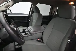 Ram 1500 2016 4x4 Tradesman 4p Cabina de tripulación doble 5.5 pies Picape