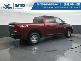 Ram 1500 2016 4x4 Tradesman 4p Cabina de tripulación doble 5.5 pies Picape