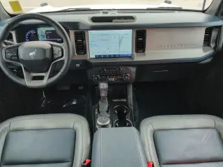 Ford Bronco 2024 4x4 Outer Banks SUV de 4 puertas