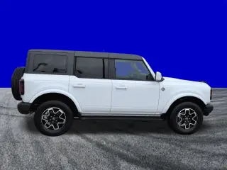 Ford Bronco 2024 4x4 Outer Banks SUV de 4 puertas