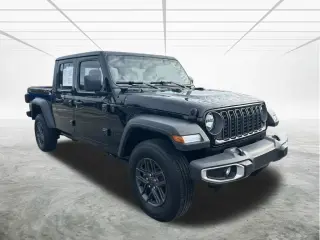 Jeep Gladiator 2026 4x4 Willys 4dr Crew Cab 5.0 ft. SB