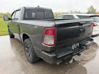 Ram 1500 2019 4x4 Big Horn 4dr Crew Cab 5.6 ft. SB Pickup