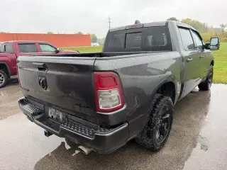 Ram 1500 2019 4x4 Big Horn 4dr Crew Cab 5.6 ft. SB Pickup
