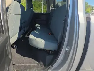 Ram 1500 Classic 2019 4x2 Tradesman 4dr Quad Cab 6.3 ft. CB Camión