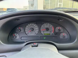 Ford Mustang 2002 2dr Fastback