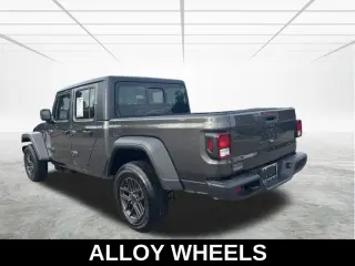Jeep Gladiator 2026 4x4 Rewind 4dr Crew Cab 5.0 ft. SB