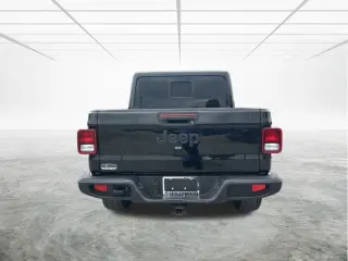 Jeep Gladiator 2025 4x4 Big Bear 4p. Cabina de Tripulante 5.0 ft. SB