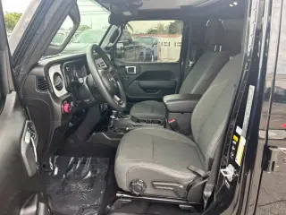 Jeep Gladiator 2025 4x4 Big Bear 4p. Cabina de Tripulante 5.0 ft. SB