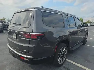 Jeep Wagoneer 2024 4x4 Serie II 4p SUV