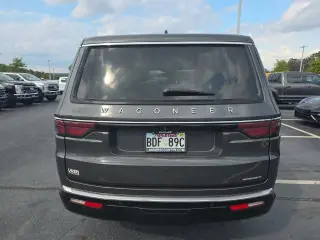 Jeep Wagoneer 2024 4x4 Serie II 4p SUV