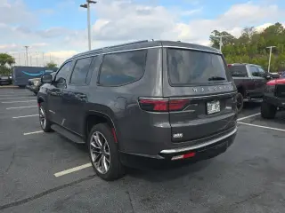 Jeep Wagoneer 2024 4x4 Serie II 4p SUV