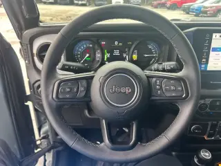 Jeep Wrangler 2025 4x4 Willys '41 4xe 4p SUV
