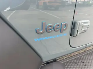 Jeep Wrangler 2025 4x4 Willys '41 4xe 4p SUV