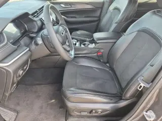 Jeep Grand Cherokee L 2024 4x4 Laredo 4dr SUV