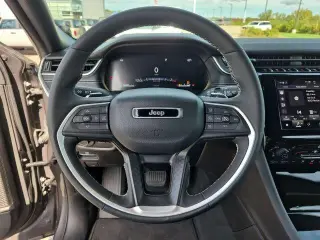 Jeep Grand Cherokee L 2024 4x4 Laredo 4dr SUV