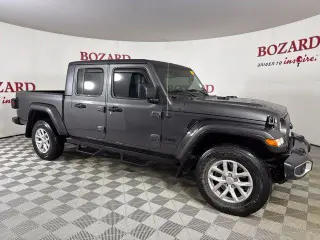 Jeep Gladiator 2023 4x4 Sport 4dr Crew Cab 5.0 ft. SB