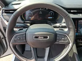 Jeep Grand Cherokee 2026 4x4 Laredo Altitude 4dr SUV