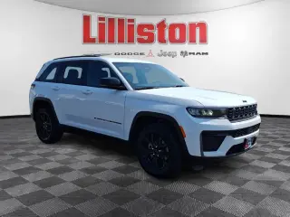 Jeep Grand Cherokee 2026 4x4 Laredo Altitude 4dr SUV