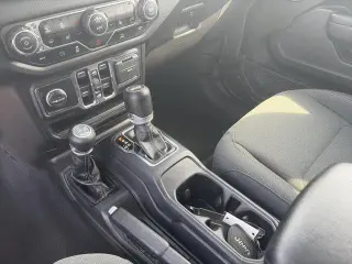 Jeep Wrangler 2024 4x4 Willys 4xe SUV de 4 puertas