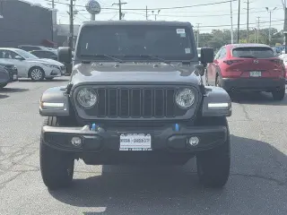 Jeep Wrangler 2024 4x4 Willys 4xe SUV de 4 puertas