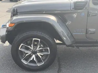 Jeep Wrangler 2024 4x4 Willys 4xe SUV de 4 puertas